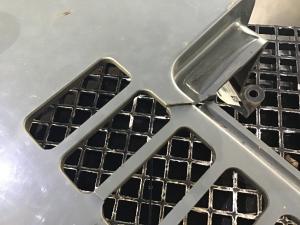 Liebherr Capó de motor pequeño